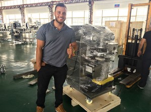 3. Dubai customer--Date ball machine